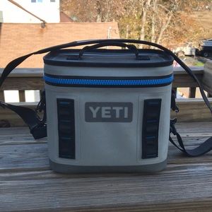 Yeti hopper flip 8